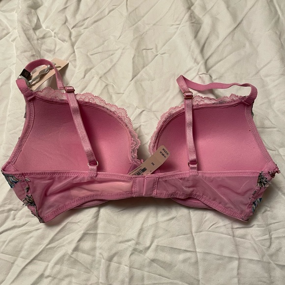 ‼️SOLD‼️ Victoria’s Secret Bra - Picture 4 of 7